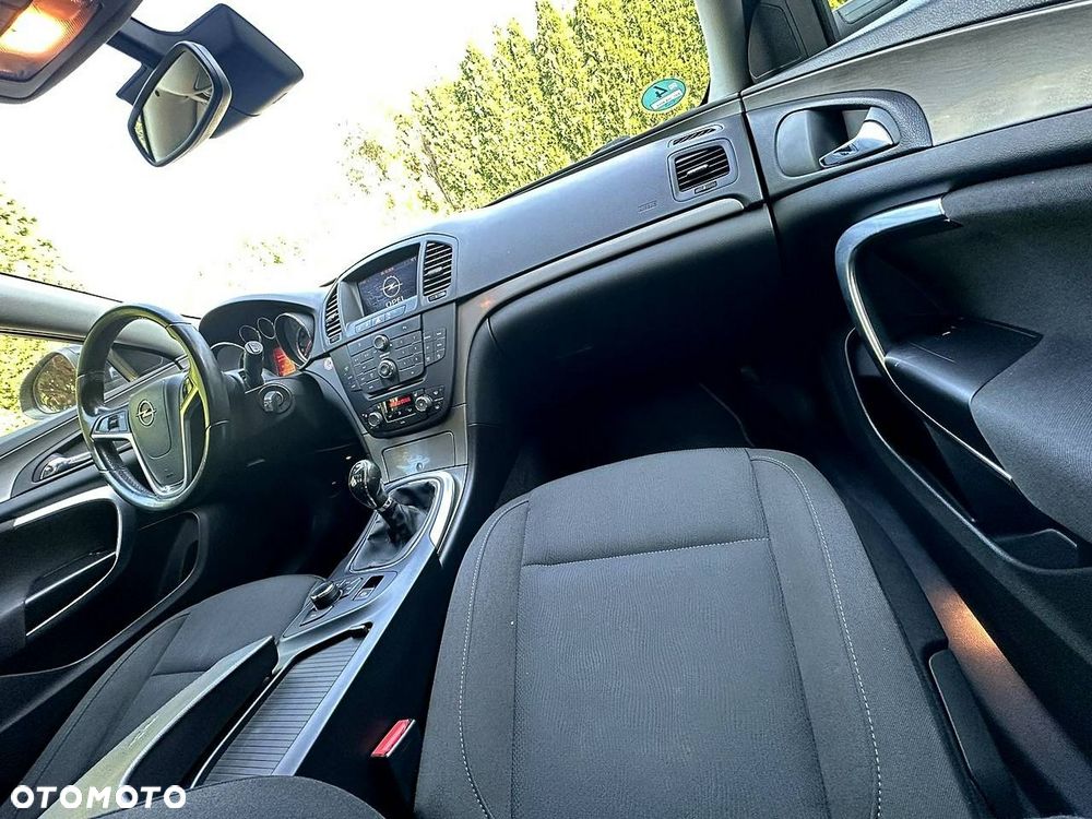 Opel Insignia - 8