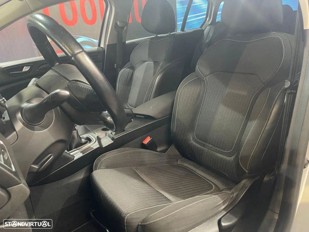 Renault Mégane Sport Tourer 1.5 dCi Zen ECO - 27