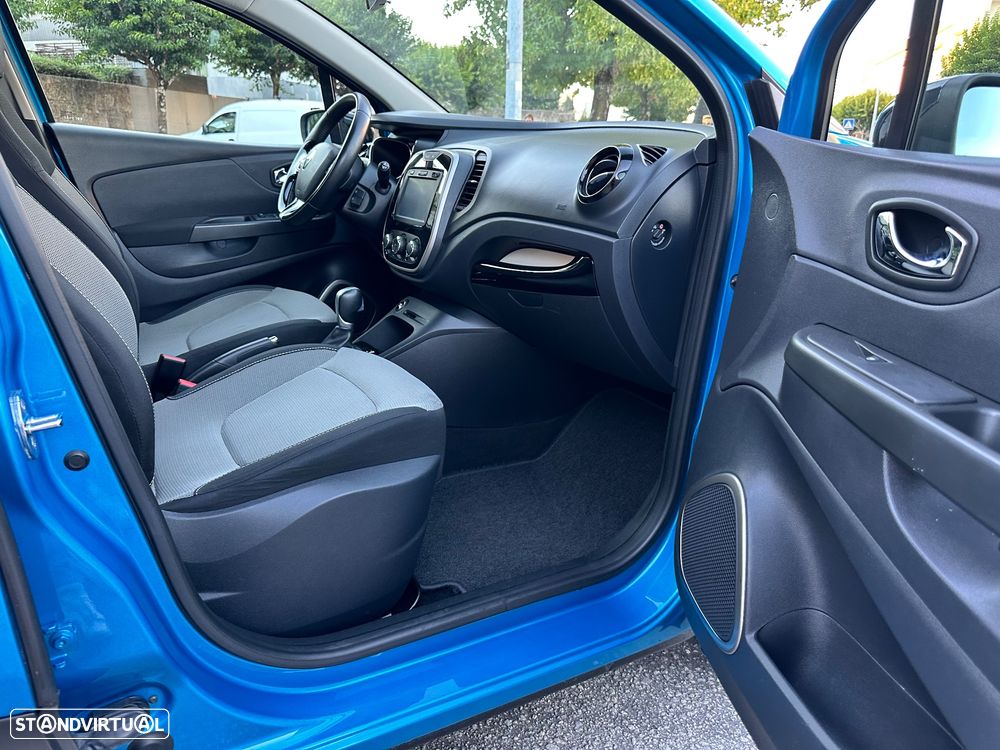 Renault Captur dCi 90 EDC Dynamique - 37