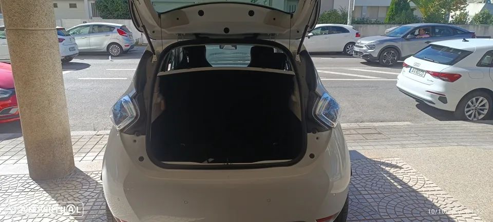 Renault Zoe (c/ Bateria) Limited 40 - 13