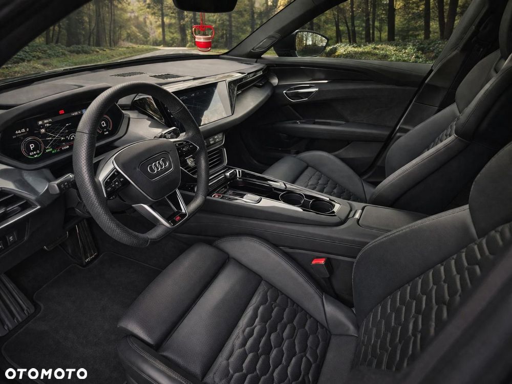 Audi e-tron GT - 9
