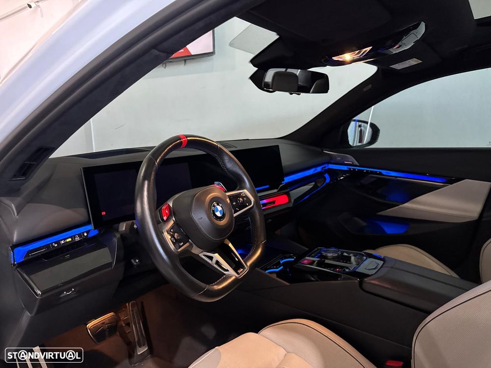 BMW M5 Standard - 11