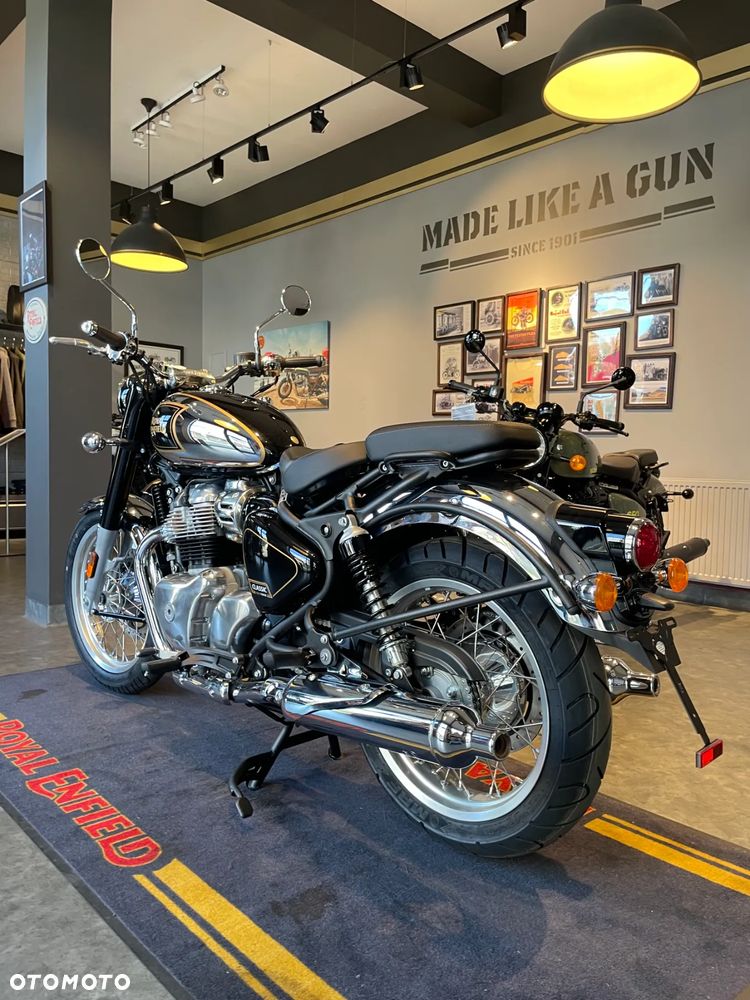 Royal Enfield Classic - 5