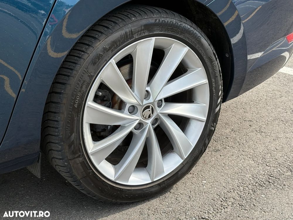 Skoda Superb 2.0 TDI DSG Style - 20