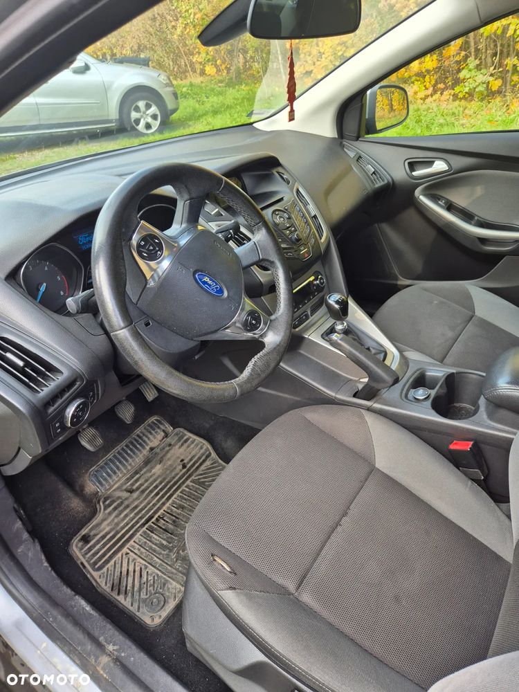 Ford Focus - 8