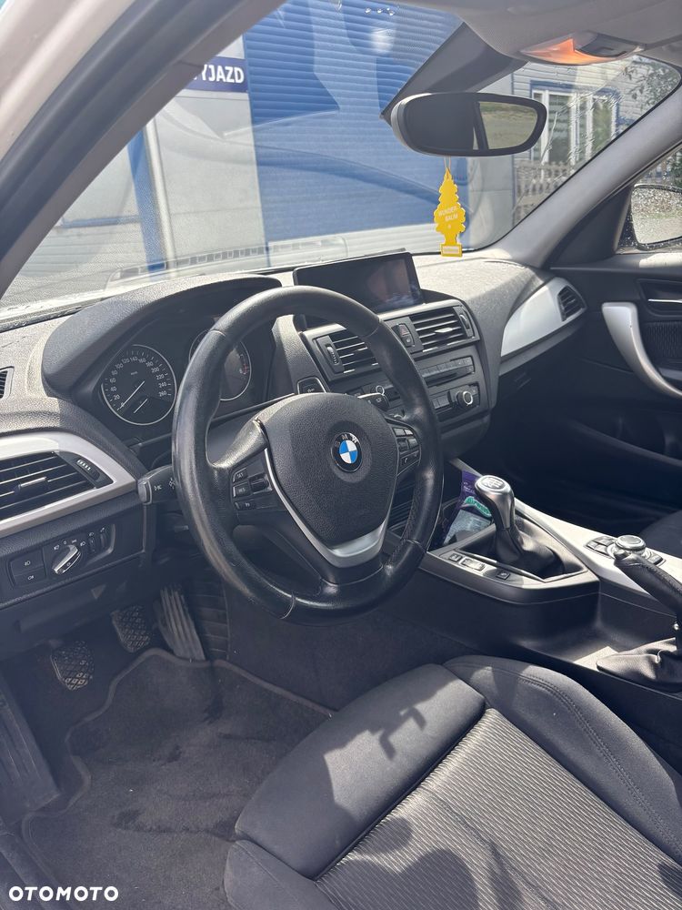 BMW Seria 1 120d Sport Line - 9