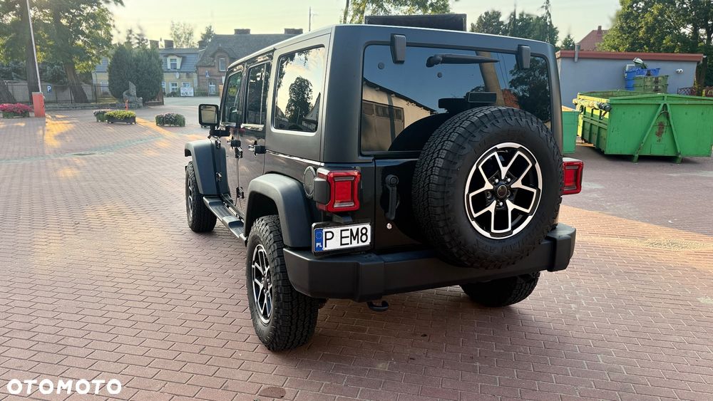 Jeep Wrangler 3.6 Unlim X - 9