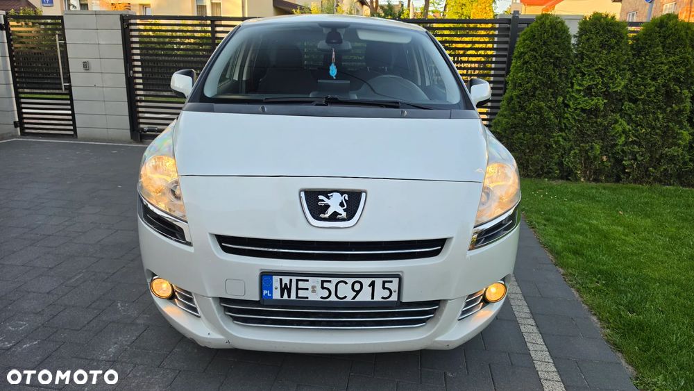 Peugeot 5008 - 10