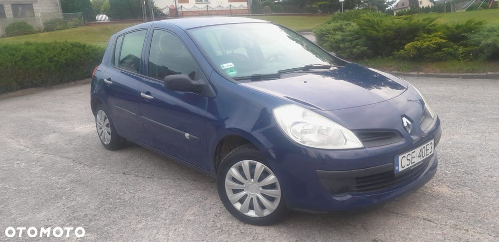 Renault Clio - 8