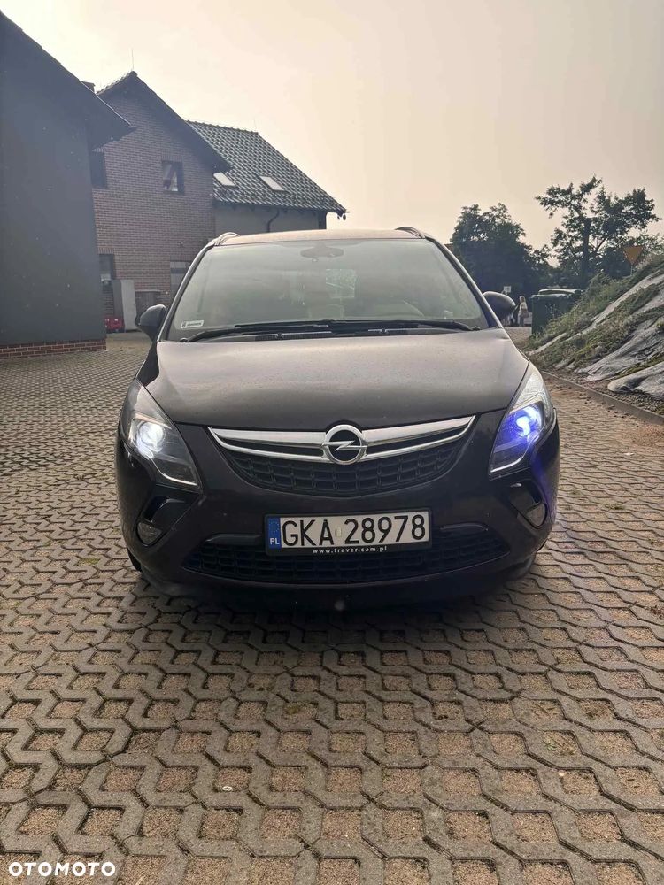 Opel Zafira 2.0 CDTI Cosmo - 1