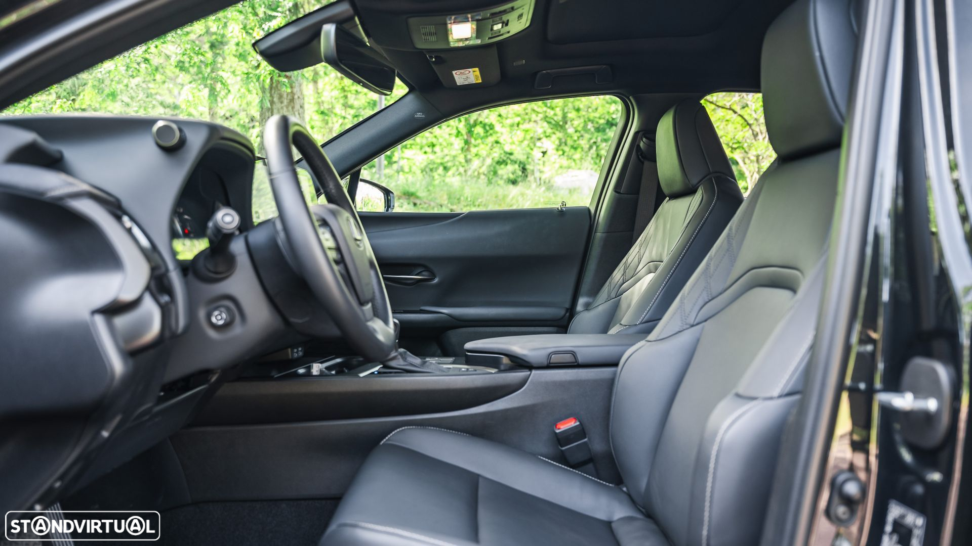 Lexus UX 250h Sport (Ecrã 12.3) - 10
