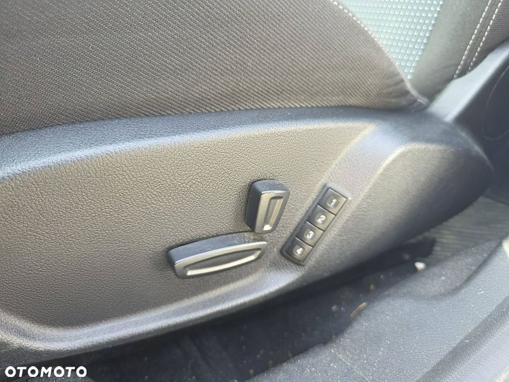 Ford Mondeo 2.0 TDCi Ambiente - 7