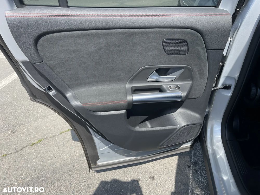 Mercedes-Benz GLA AMG 35 4MATIC AMG Speedshift DCT 8G - 23