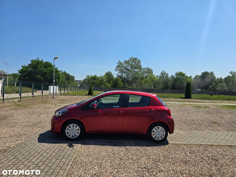 Toyota Yaris 1.33 Premium - 10