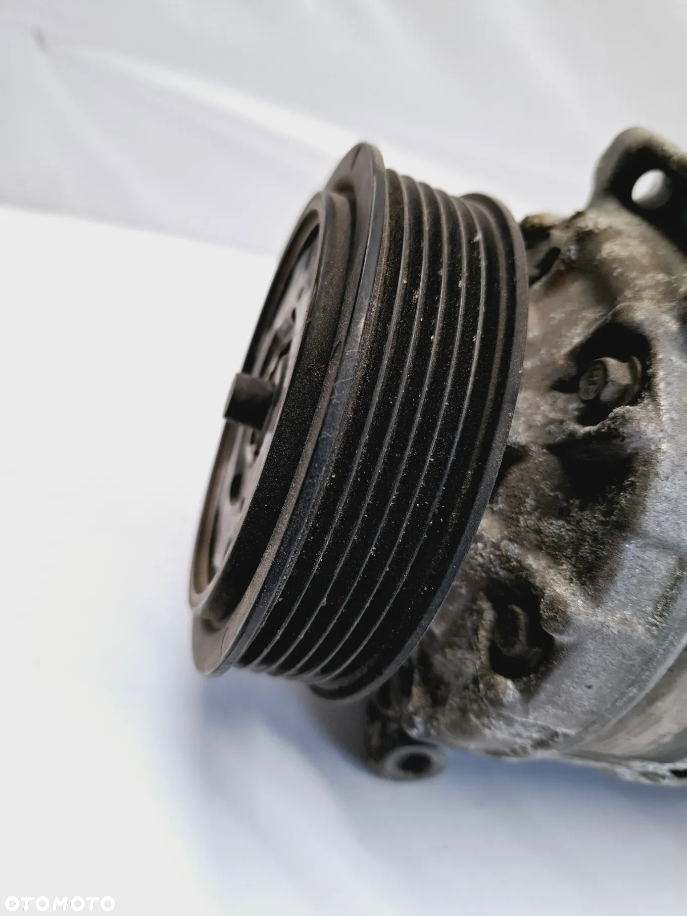 Pompa Kompresor Sprężarka Klimatyzacji 7SEU17C 2.7 3.0 TDI Audi VW - 4
