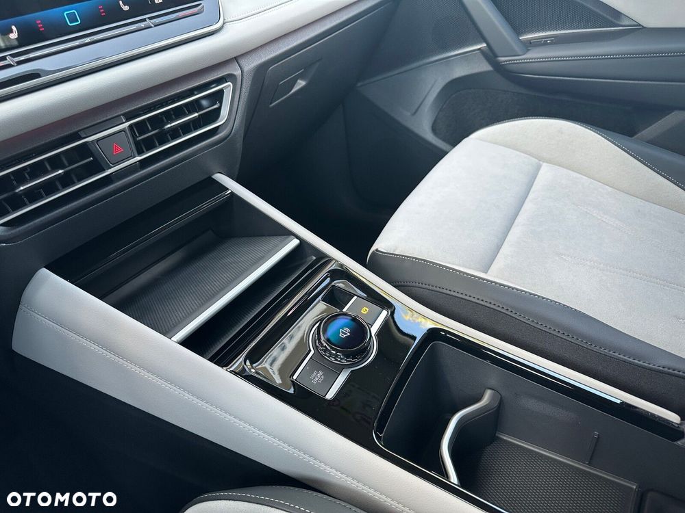 Volkswagen Tiguan - 26