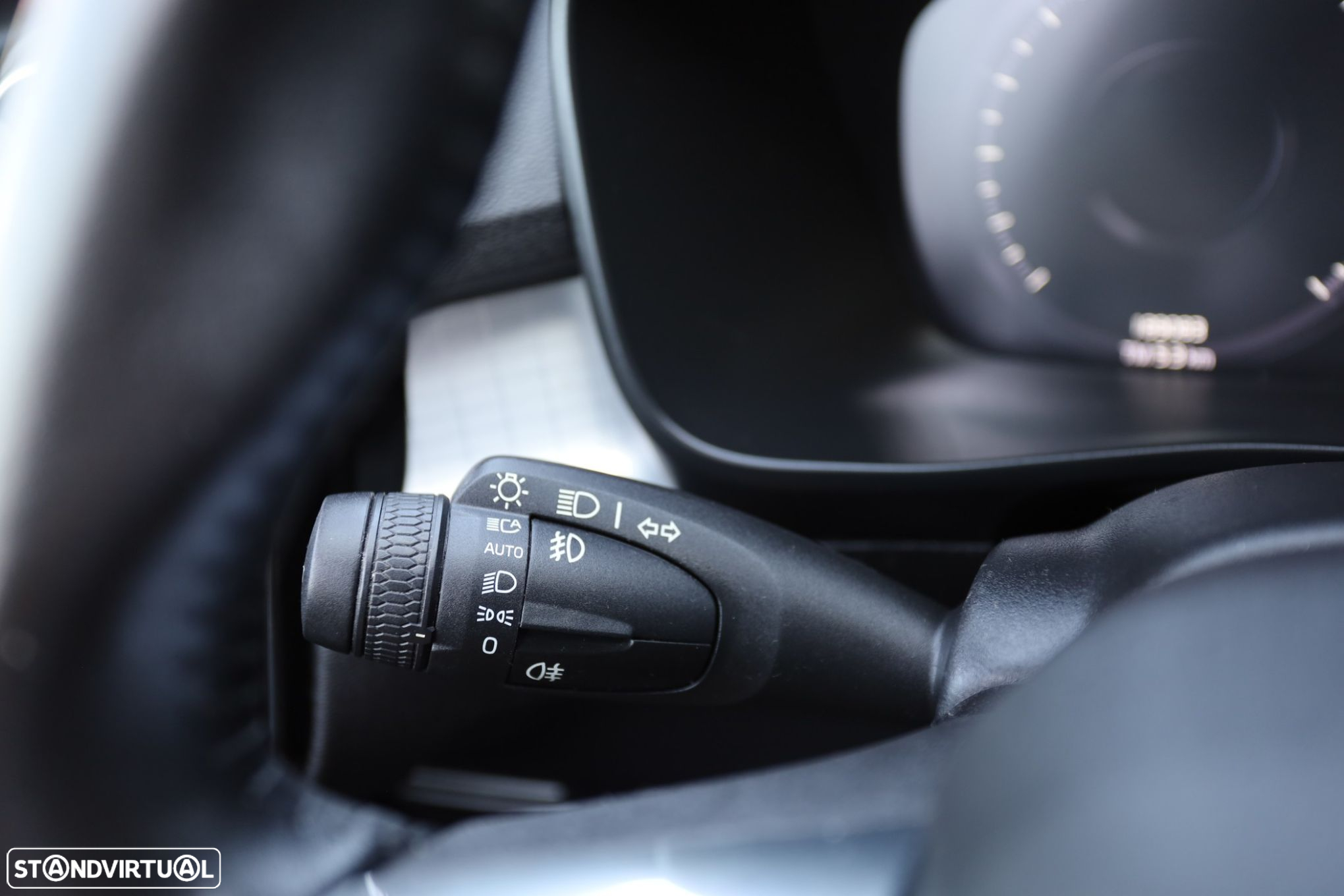 Volvo XC 40 2.0 D3 Momentum - 14