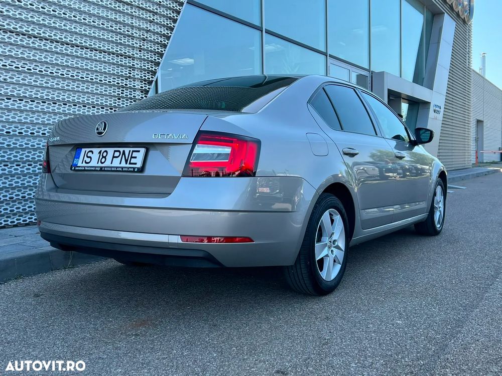 Skoda Octavia 1.0 TSI Ambition - 4