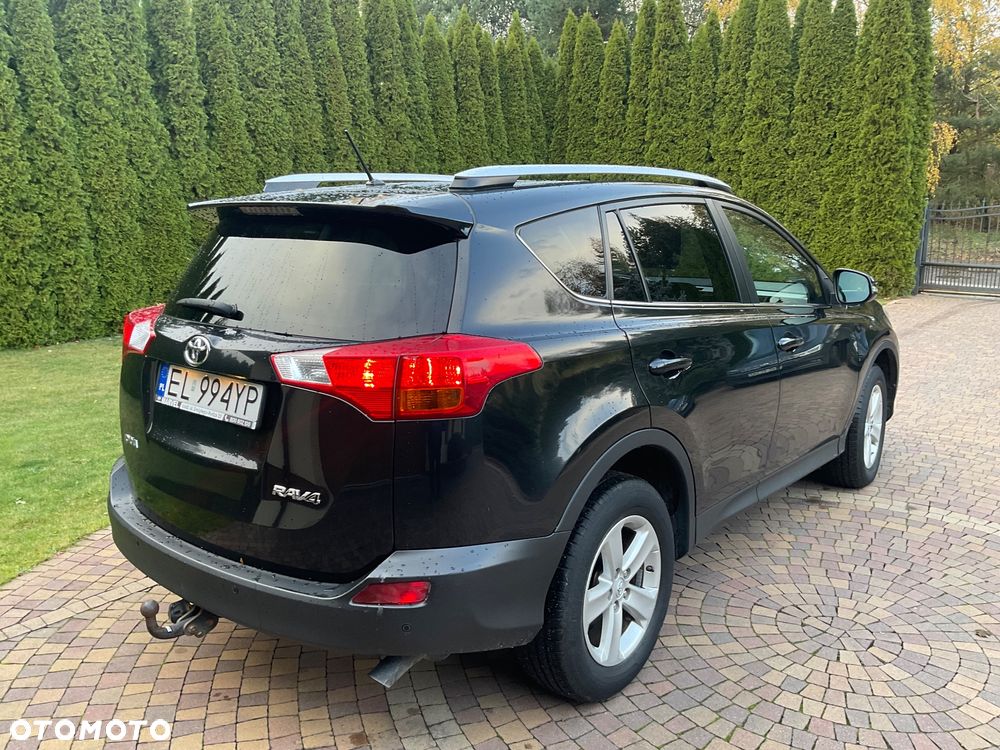 Toyota RAV4 - 5