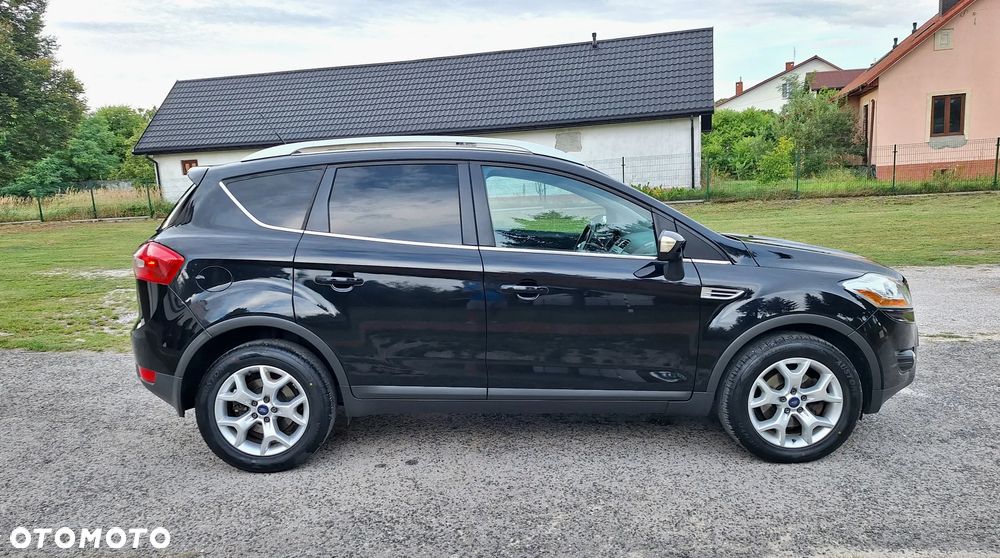 Ford Kuga 2.0 TDCi 2x4 Titanium - 6