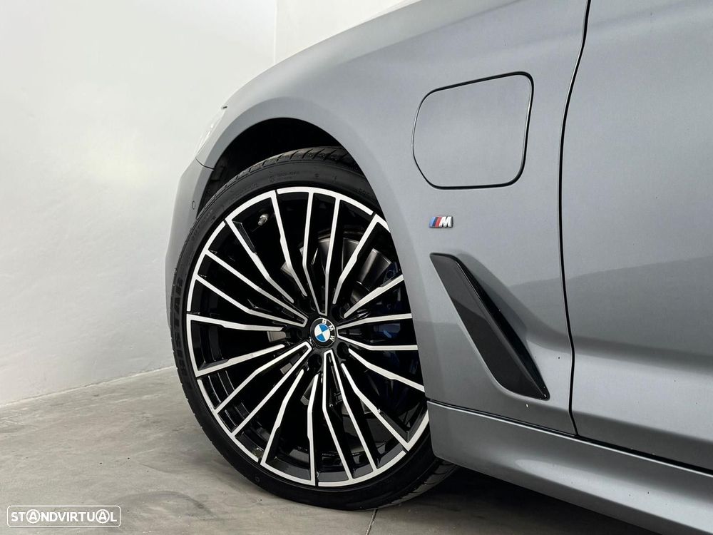BMW 530 e iPerformance Pack M - 14