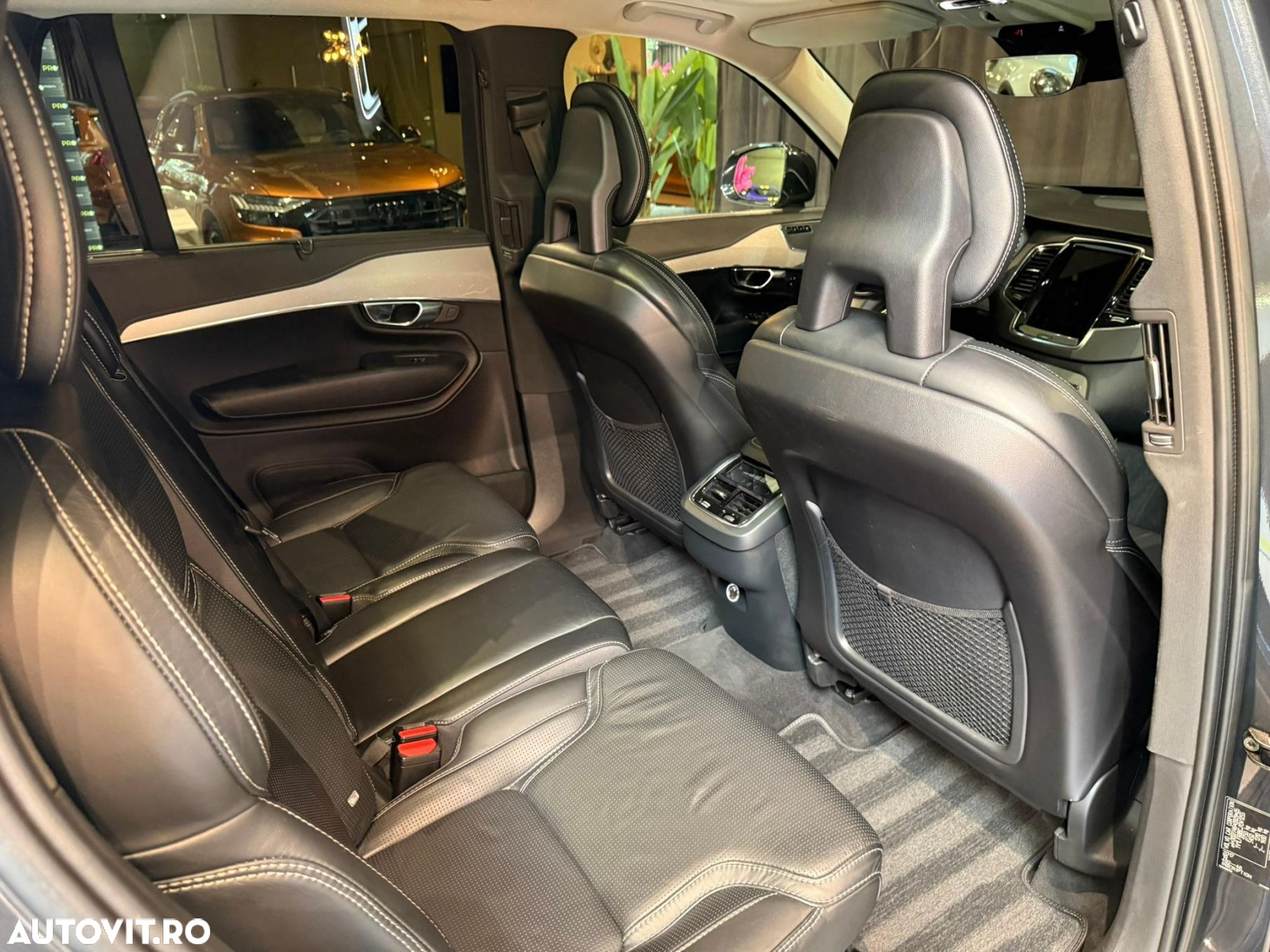 Volvo XC 90 - 21