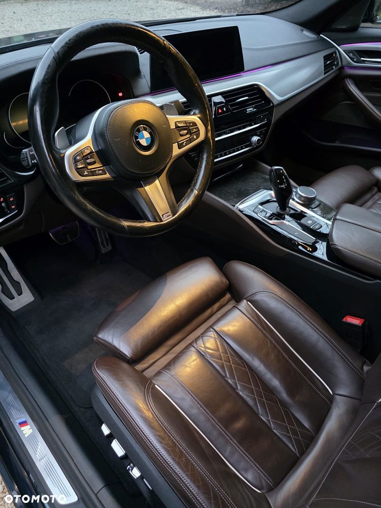BMW Seria 5 520d M Sport Edition - 22