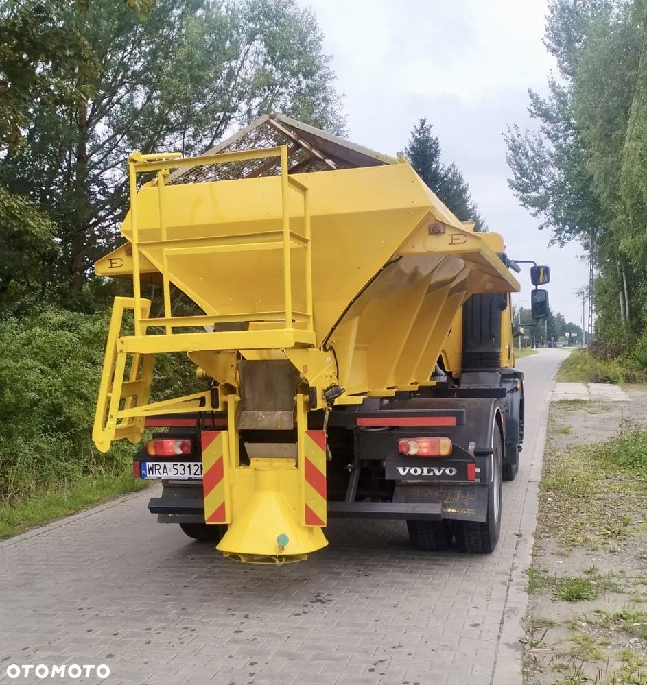 Volvo FL240 - 8