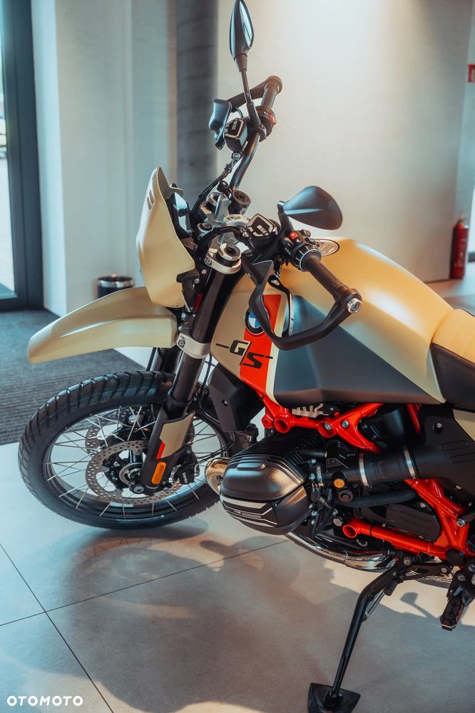 BMW R - 7