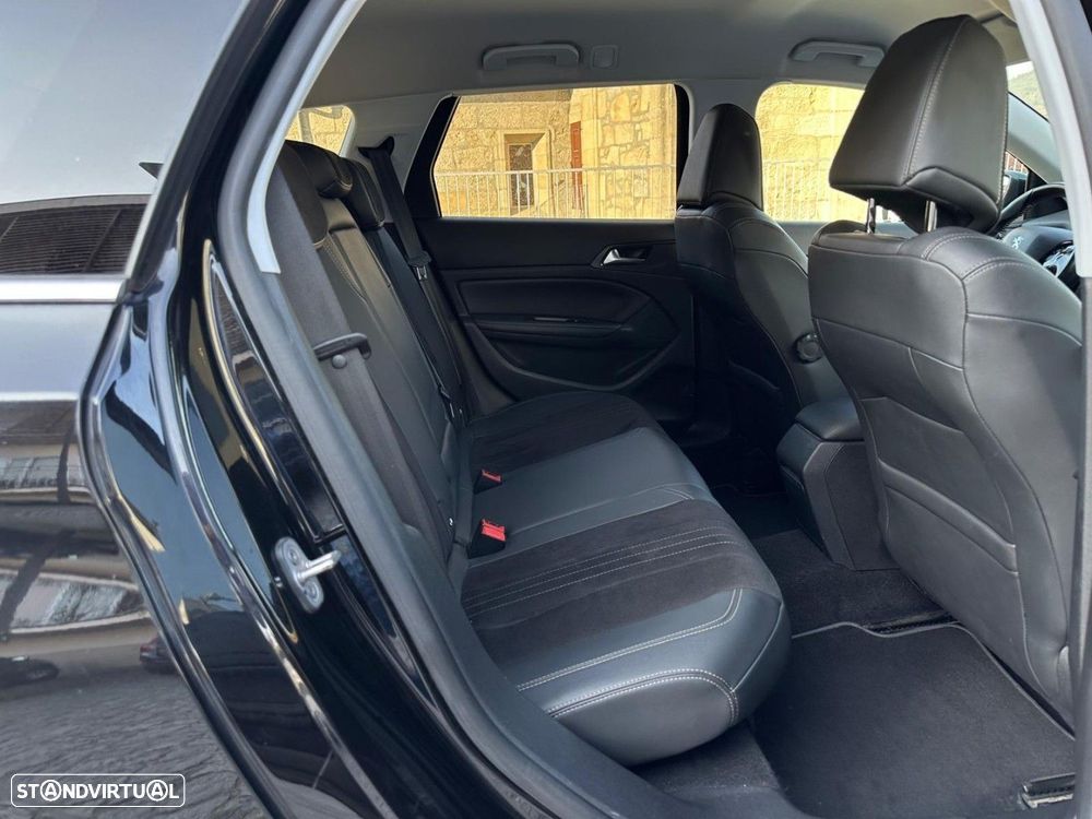 Peugeot 308 SW 1.5 BlueHDi Allure Pack - 36