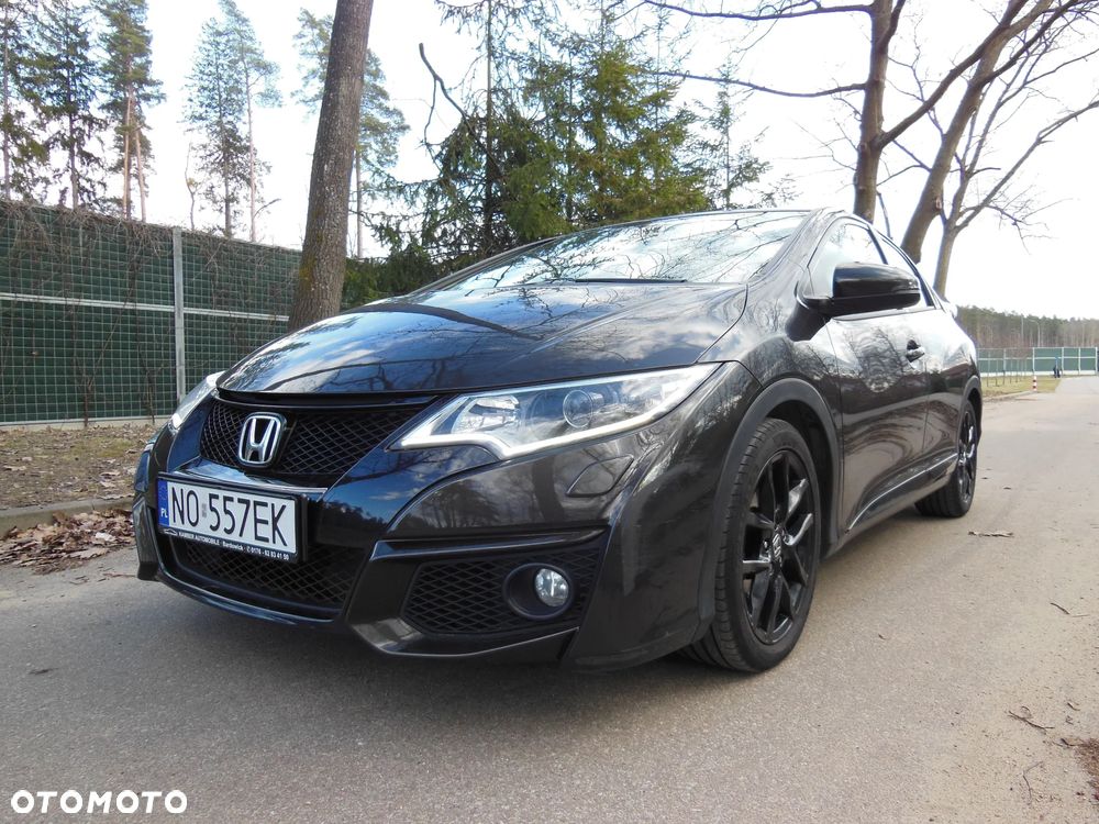 Honda Civic 1.6 i-DTEC Executive Black Edition - 3