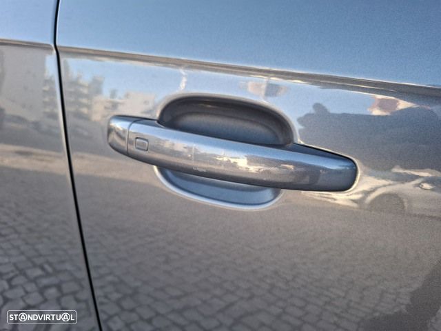 Audi A4 Avant 2.0 TDI Advance - 53