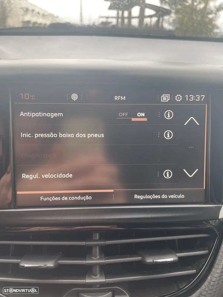 Peugeot 2008 PureTech 110 Stop&Start EAT6 Allure - 36