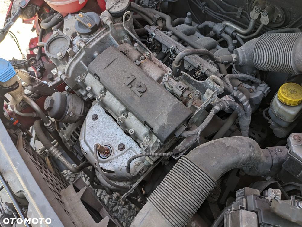 Volkswagen Polo 1,2 CGP 2012 na części - 9