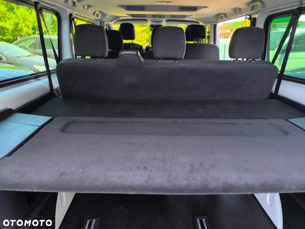 Renault Trafic 2.0 dCi - 21