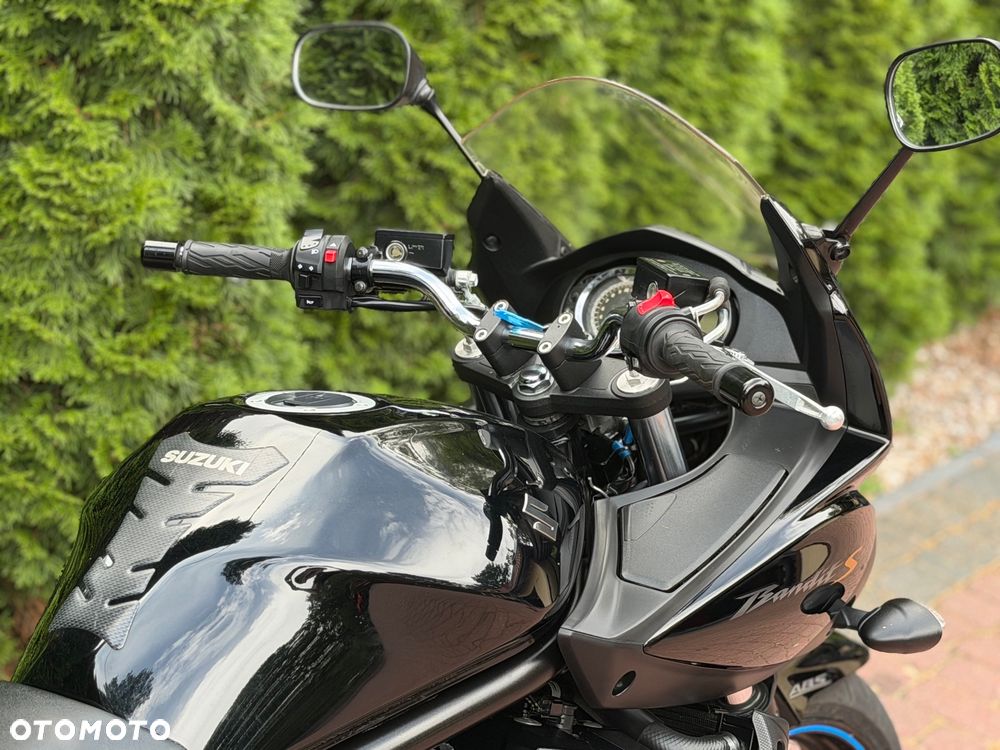 Suzuki Bandit - 14