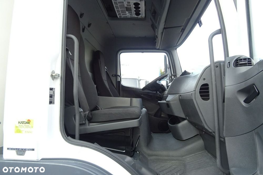 Mercedes-Benz Atego 1318 Euro 6 kontener Tylko 333tys.km Udokumentowane - 33