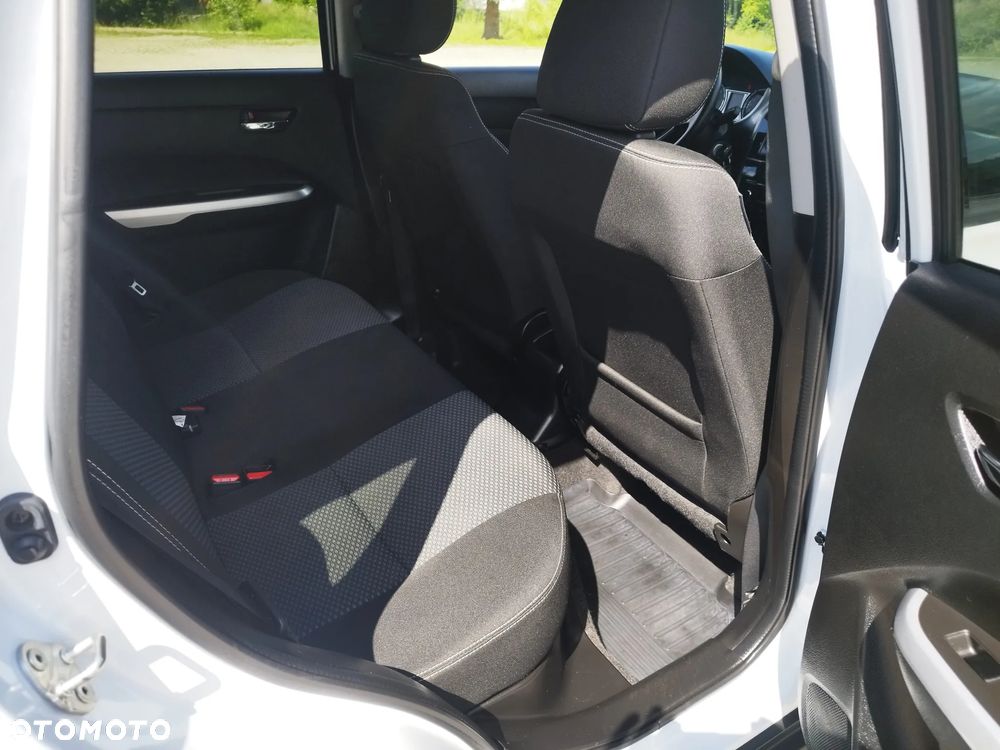 Suzuki Vitara 1.6 DDiS (4x2) Comfort - 24