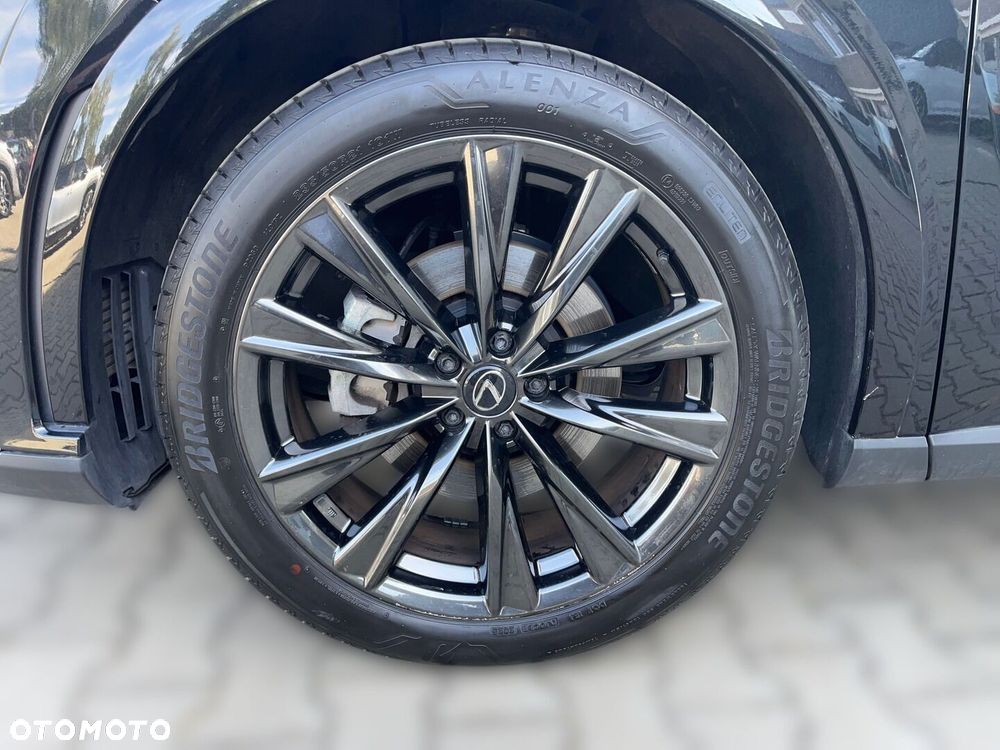 Lexus RX 450h+ F Sport Design - 11