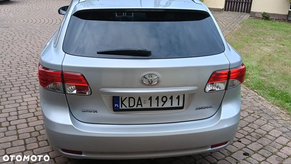 Toyota Avensis Touring Sports 1.8 Multidrive S Executive - 12