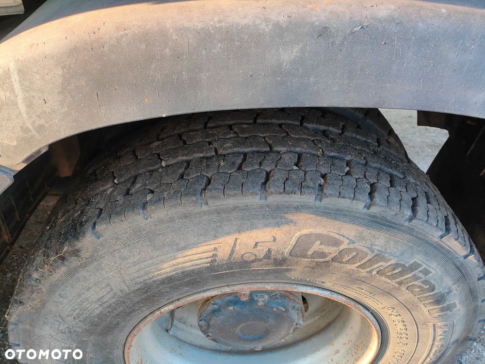 MAN TGA 35.440.  8x4 - 19