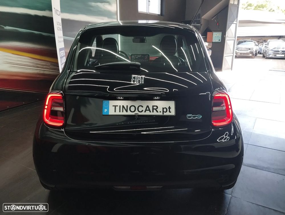 Fiat 500e (RED) - 6