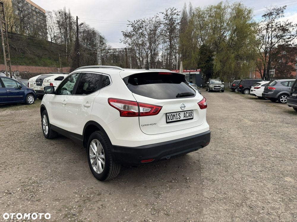 Nissan Qashqai 1.2 DIG-T Xtronic TEKNA - 4