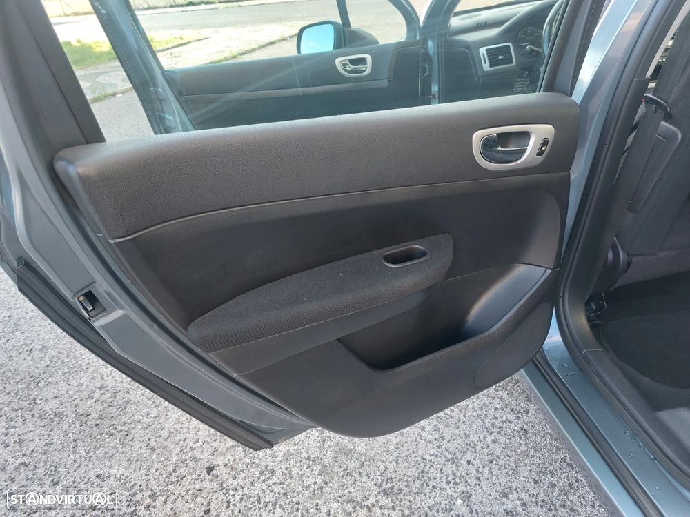 Peugeot 307 SW 1.6 HDi Sport - 12