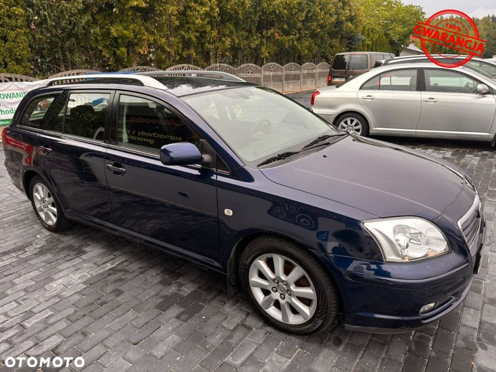 Toyota Avensis - 11