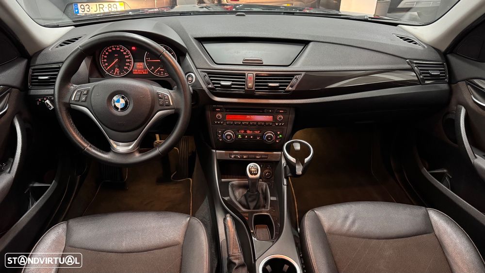BMW X1 16 d sDrive Line Sport - 6