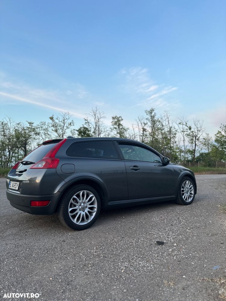 Volvo C30 1.6D Momentum - 8