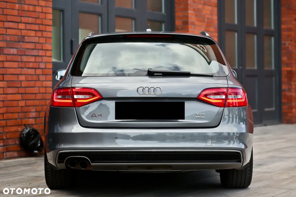 Audi A4 Avant 2.0 TDI DPF quattro S tronic S line Sportpaket - 14