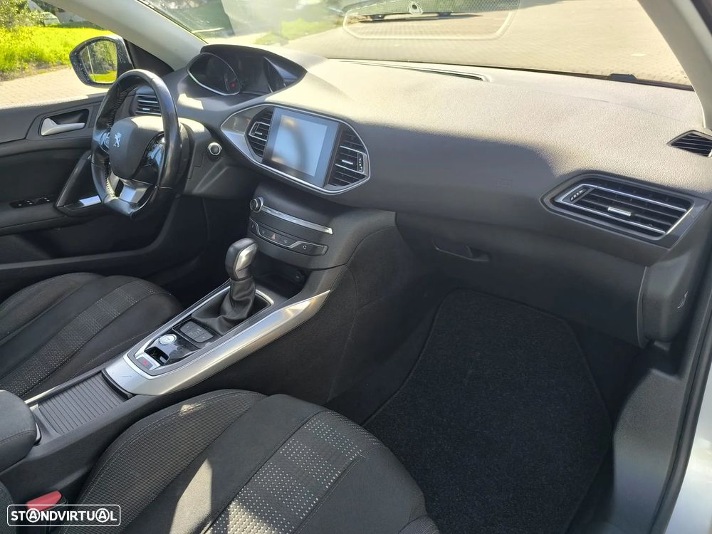 Peugeot 308 SW 2.0 BlueHDi Allure J17 EAT6 - 17