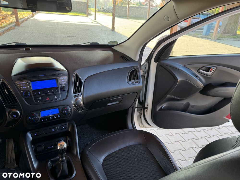 Hyundai ix35 1.7 CRDi Comfort 2WD - 23